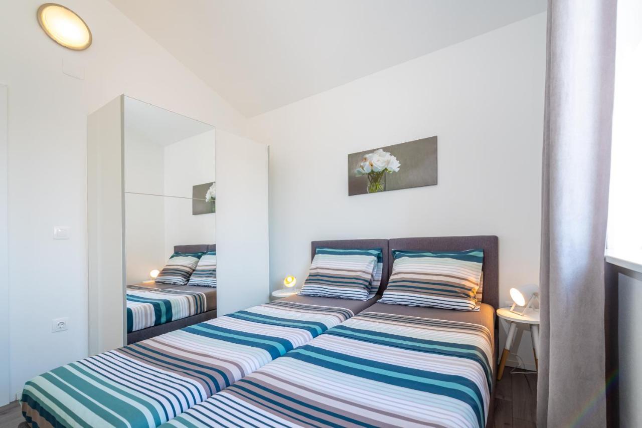 House Of Dalmatia Apartment ปาโกชตาเน ภายนอก รูปภาพ