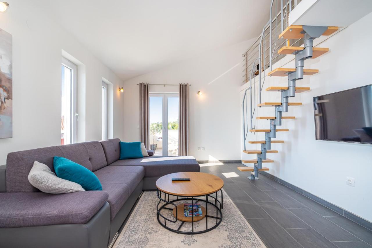 House Of Dalmatia Apartment ปาโกชตาเน ภายนอก รูปภาพ